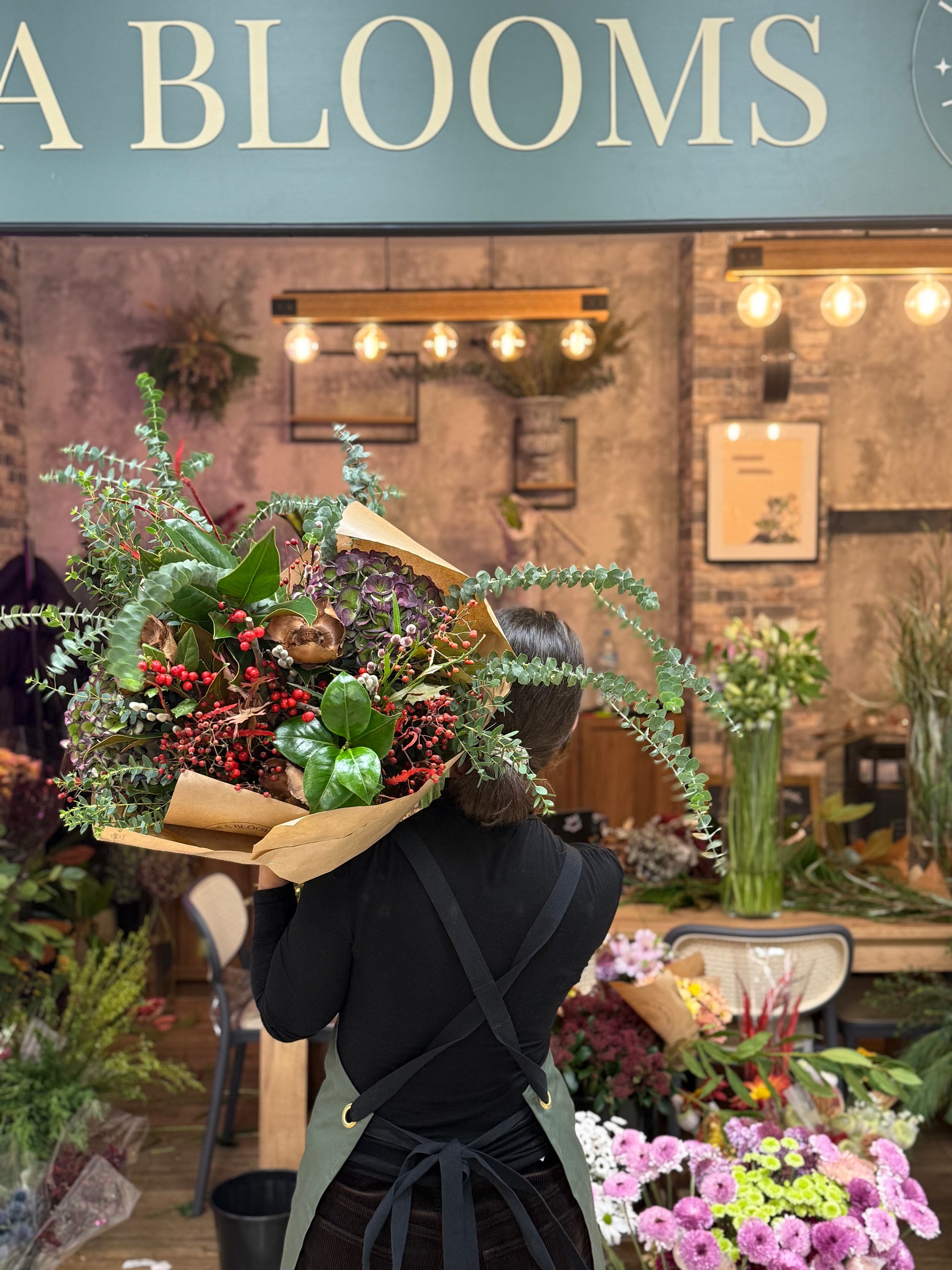 Lumea Blooms Flower Shop